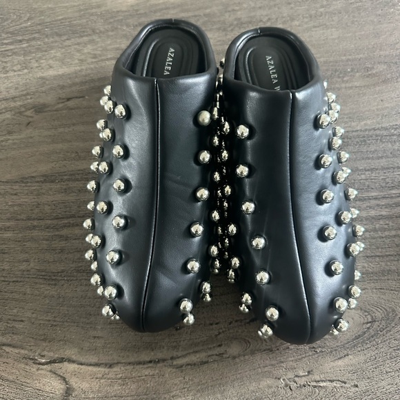 Black Studded Women's Slip-On Slippers - Picture 2 of 7
